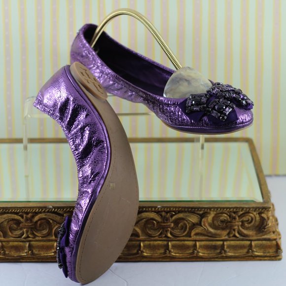 Tory Burch Azalea Flats in Metallic Purple Leather - Picture 8 of 12